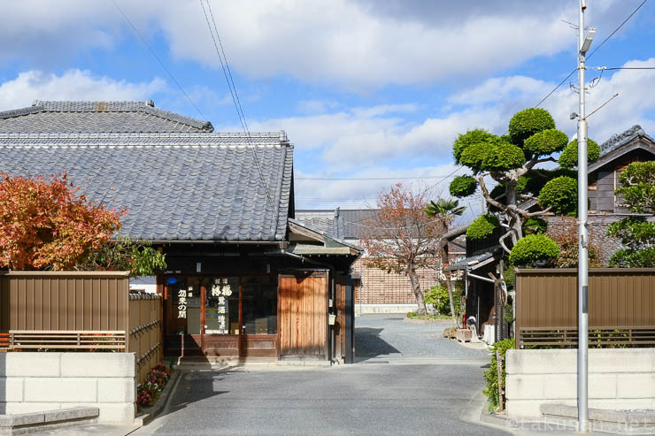 鷺酒造店の外観